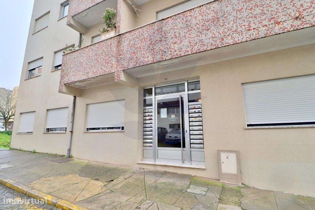 Apartamento T2 Maximinos-25