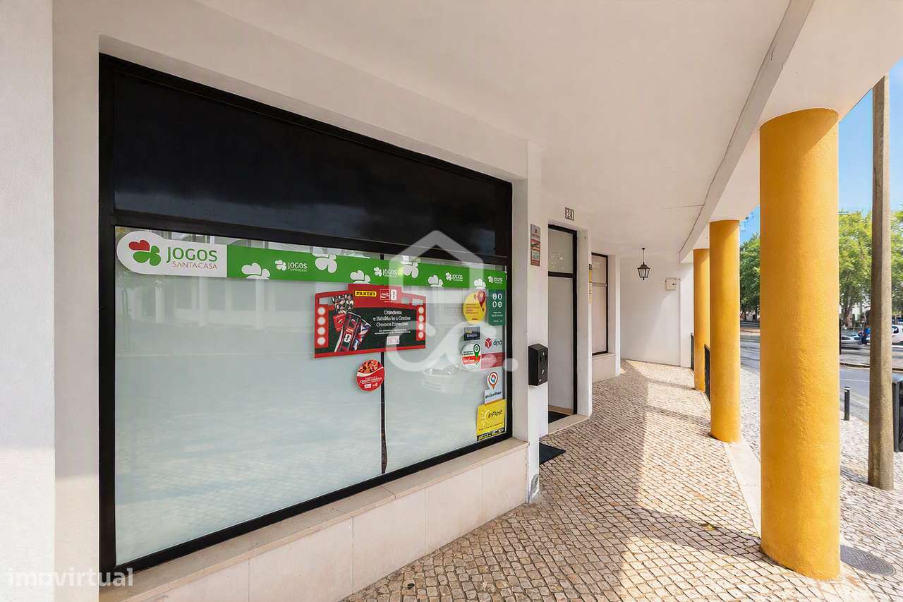 Espaço Comercial c/ 50 m² na Vila Lusitano, em Évora-7