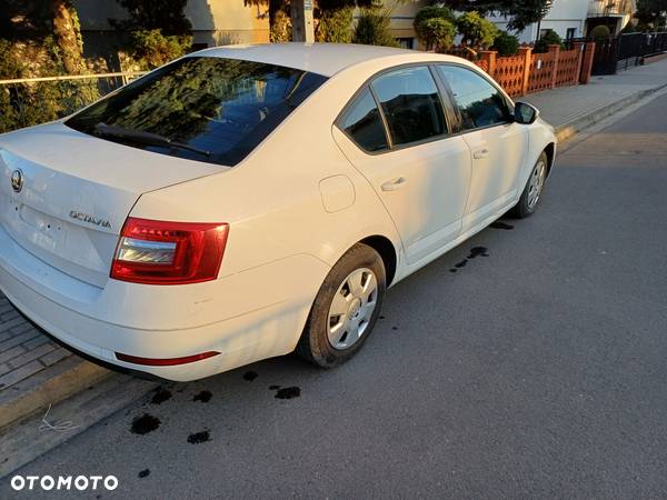 Skoda Octavia 1.6 TDI Ambition - 8