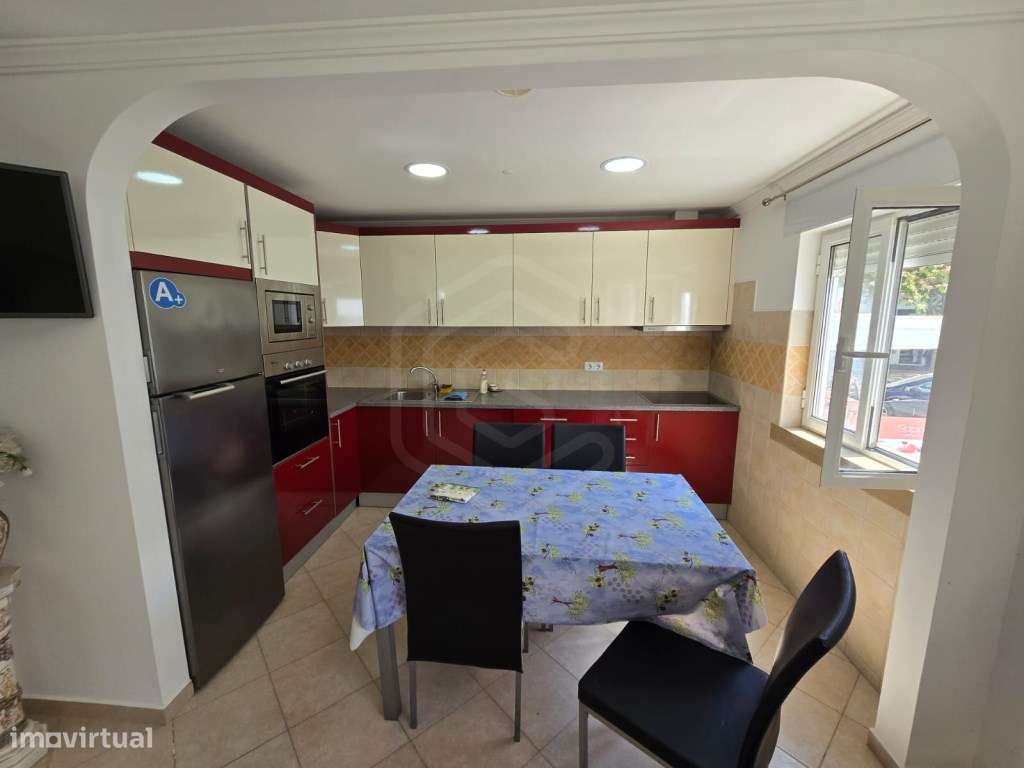 Apartamento T2, muito perto da praia, Albufeira, Algarve - Grande imagem: 3/24