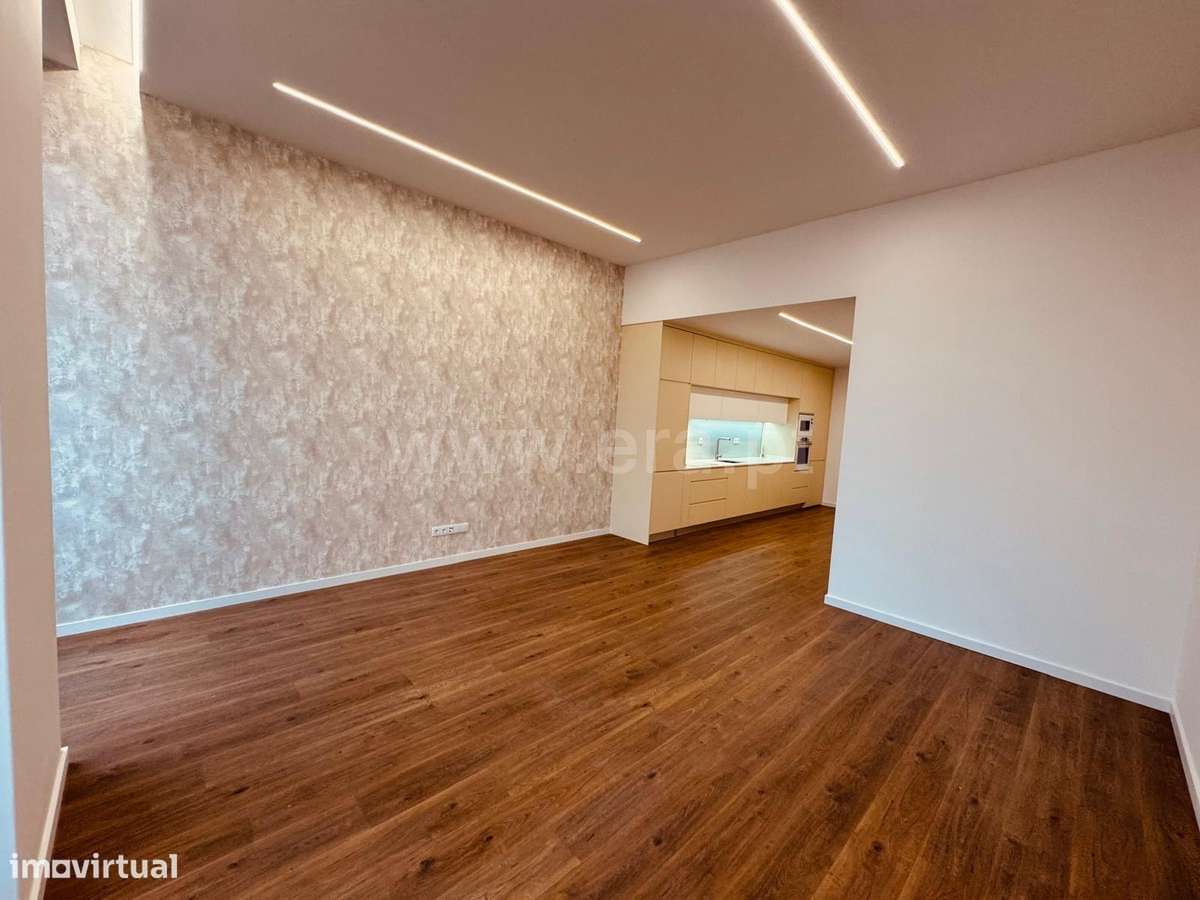 Apartamento T2 centro de Penafiel - Grande imagem: 5/17