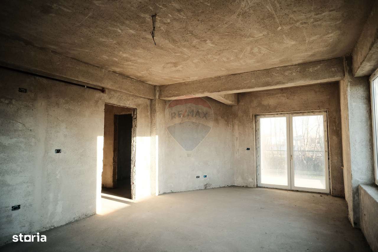 De vanzare bloc la gri format din 9 apartamente-7