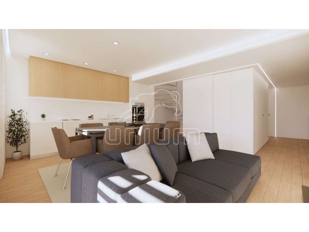 Apartamento T2+1 Duplex na Meadela-12