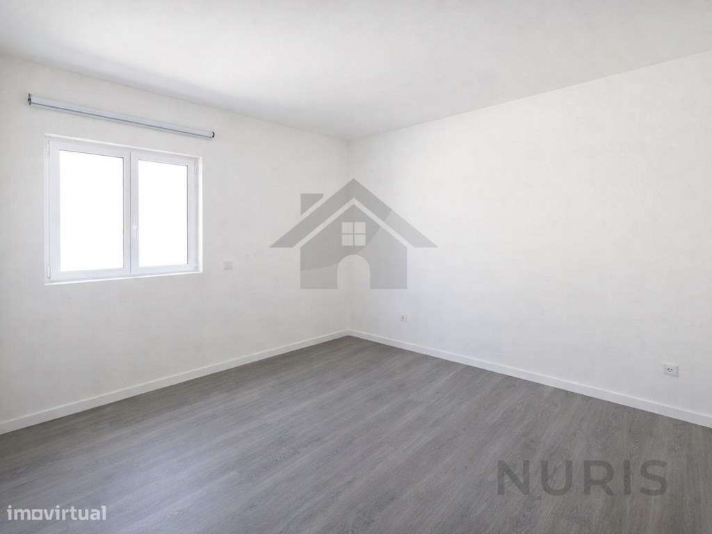 Moradia T4 Remodelada para Venda em Portimão - Grande imagem: 5/13