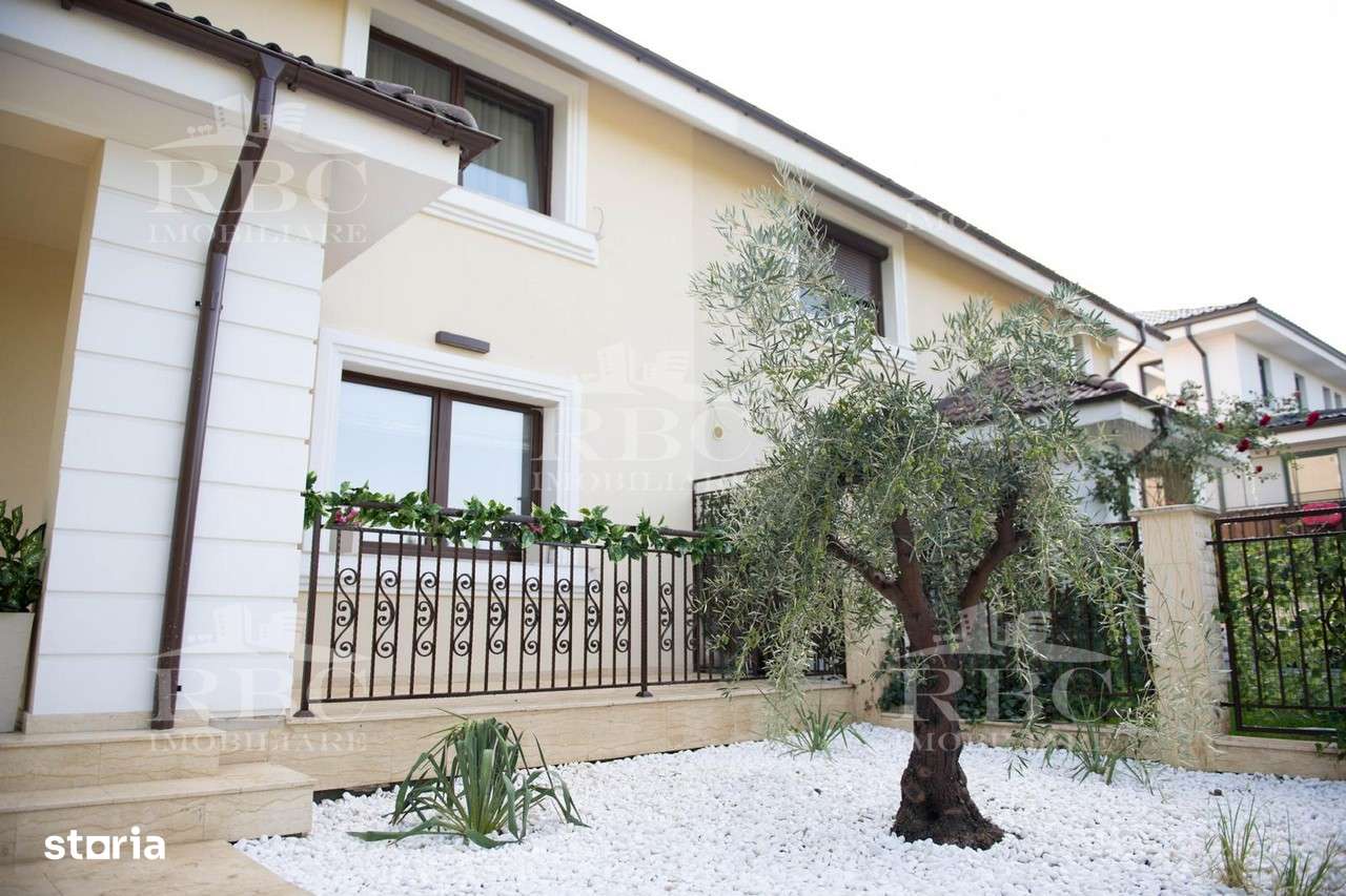 Casa ultrafinisata cu piscina in Borhanci zona Romul Ladea - Imagine principală: 1/20