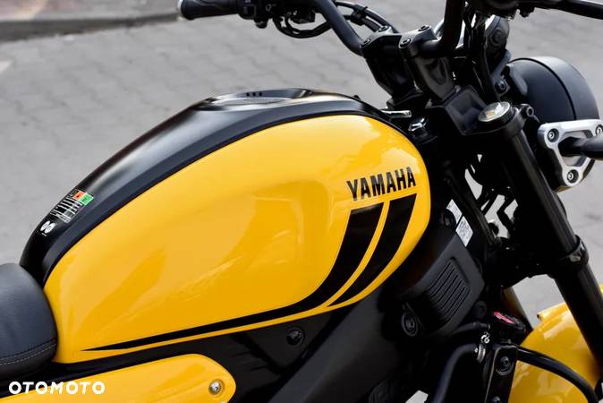 Yamaha XSR - 13