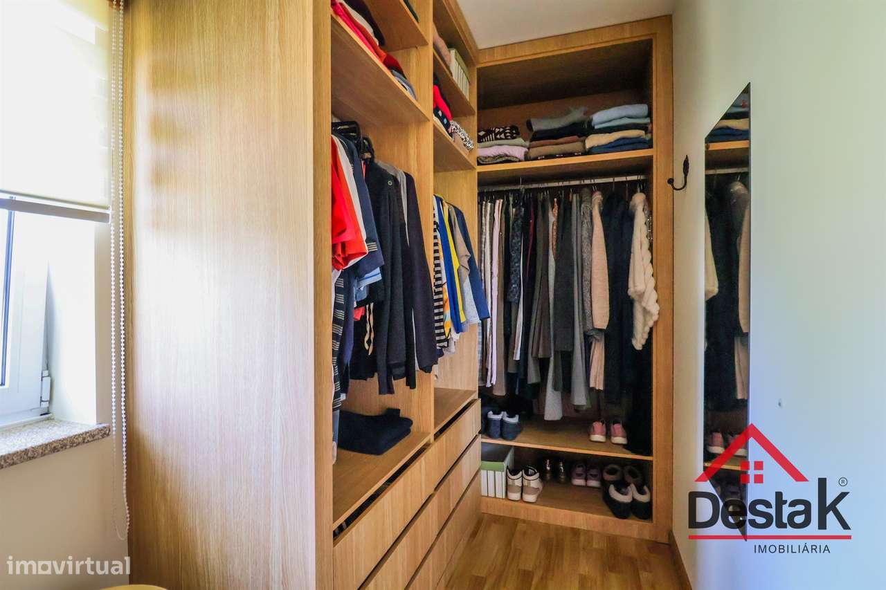 Fantástica Moradia isolada V4 em Lordosa, Viseu-33