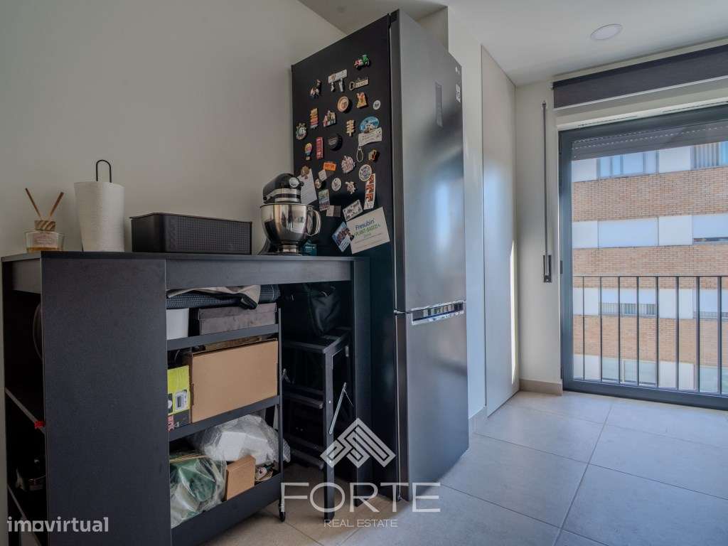 Apartamento T2 no Cavaco em Santa Maria da Feira-13