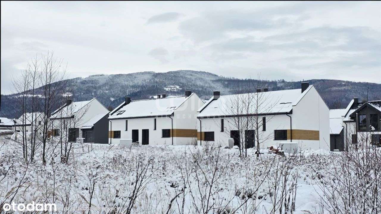 4km od Bielska-Białej i 4 km od Szczyrku-12