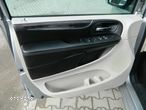 Chrysler Town & Country 3.6 Limited - 13