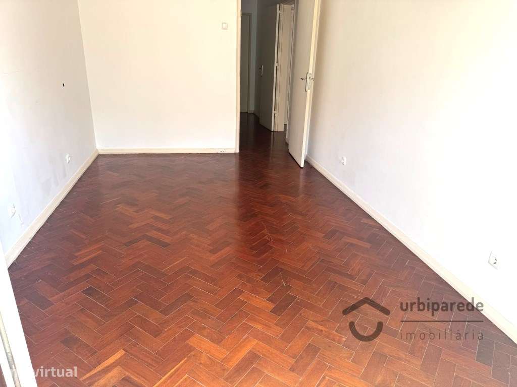 Apartamento T3 no Restelo c/ vista Rio.-9
