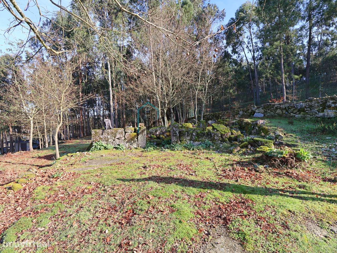 Terreno Urbano com 1.335 m² — Arosa, Guimarães-8