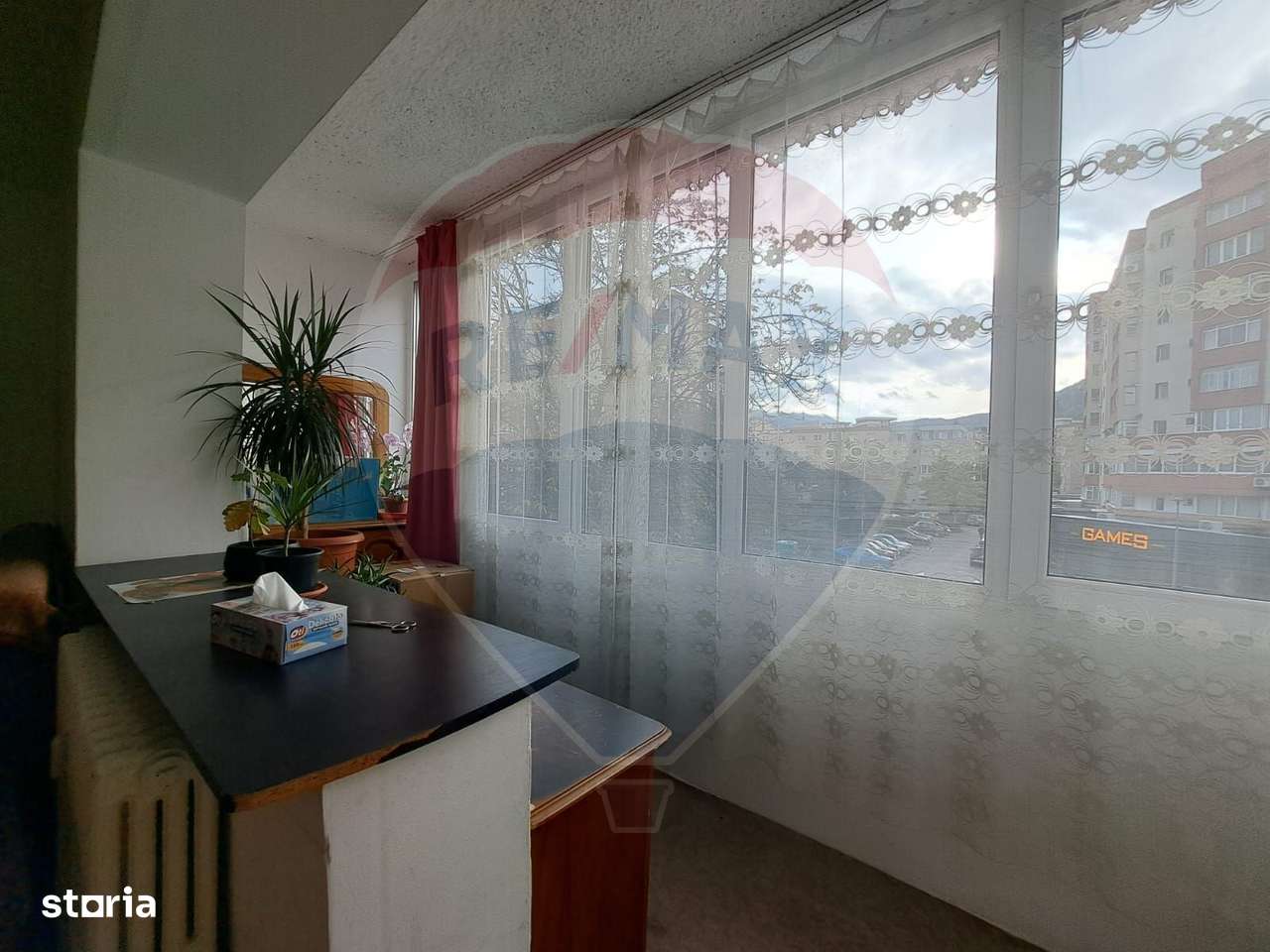 Garsoniera -Versatilitate Excelenta pe Calea Bucuresti, Brasov-4