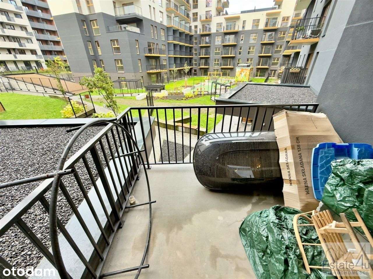 3/4 pok, 2 garaże, 2 tarasy, do wejścia. Ceglana-11