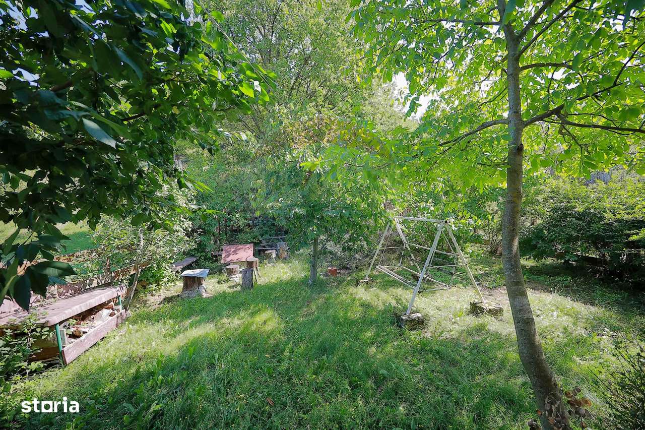 De vânzare Casǎ de Vacanțǎ cu 3 camere, teren 1146 mp, Budureasa - Imagine principală: 4/19