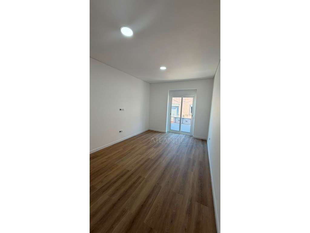 Apartamento T3 Queluz-9