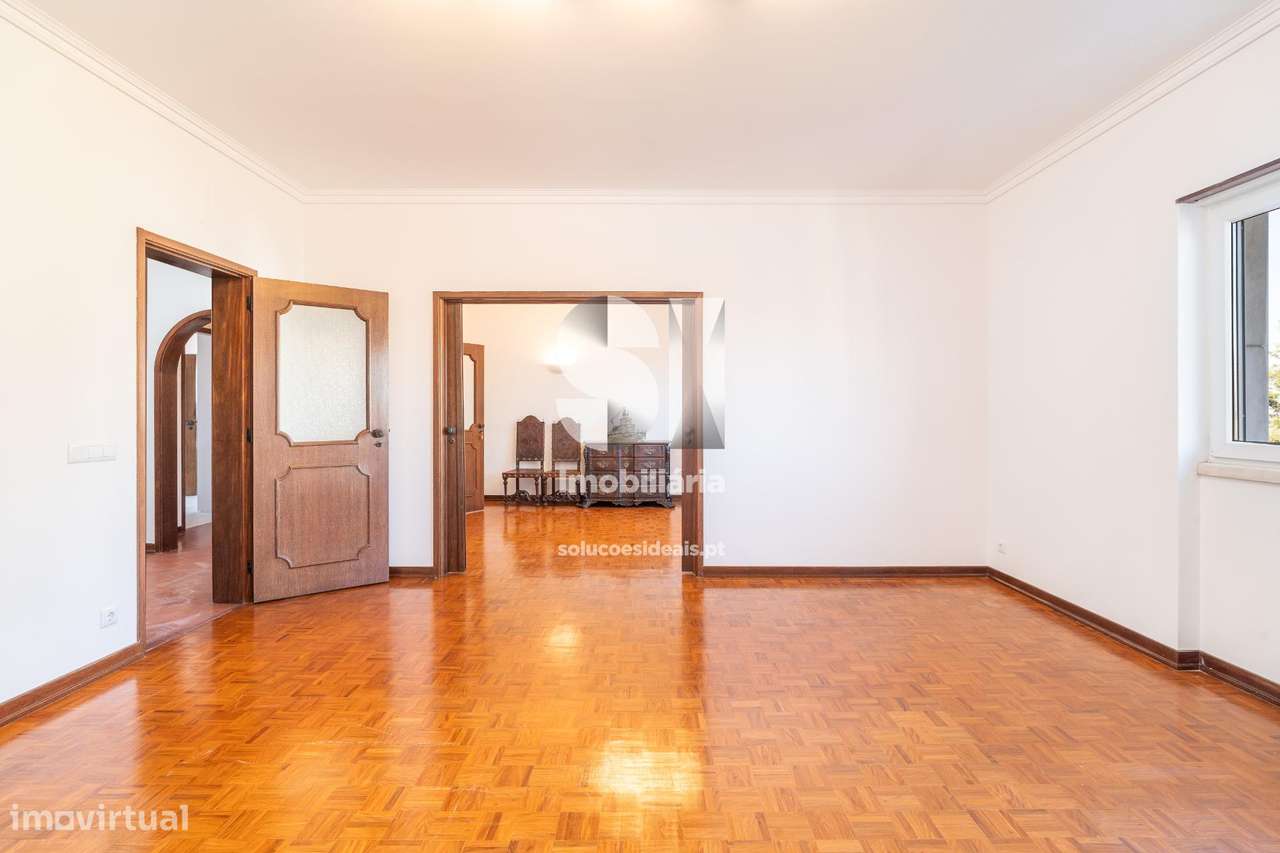 Fabuloso T8 em dois pisos em Celas - Grande imagem: 4/32