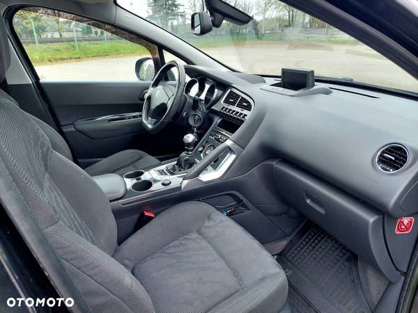 Peugeot 3008 2.0 HDi Premium+ - 21