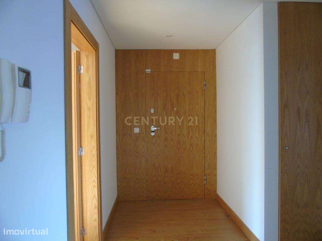 ✨ Apartamento T3 para Arrendamento no Fórum Oeiras – Ideal para Execut - Grande imagem: 4/27