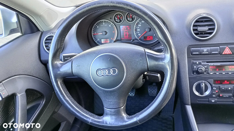 Audi A3 1.9 TDI Attraction - 6