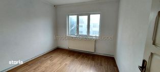 Apartament 3 cam,etj.3,su 59mp,Campulung-Grui,zona Profi, 36900 euro