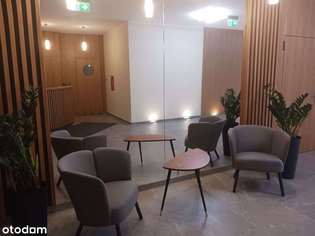 Na sprzedaż budynek komercyjny biurowo-usługowy-5