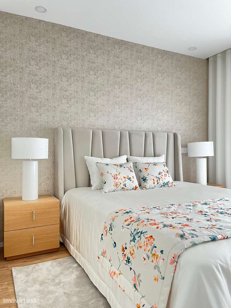 Apartamento T2 Novo com Terraço e Garagem Fechada — 5.º Andar - Grande imagem: 5/8