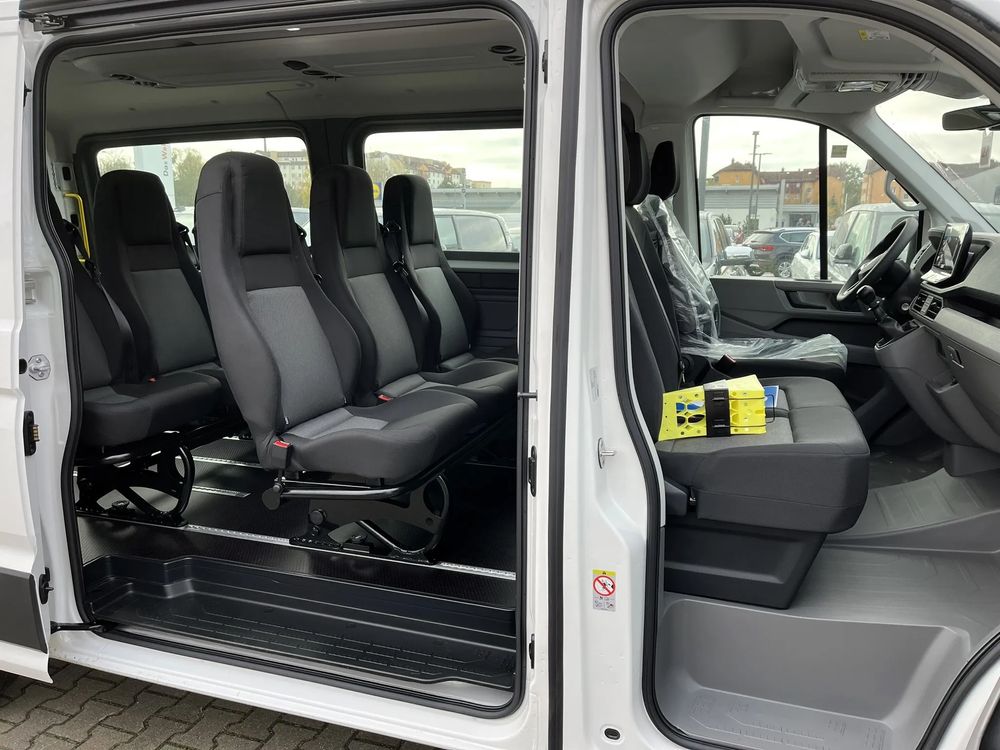 Crafter / 9cio osobowy / Carpol / 140KM