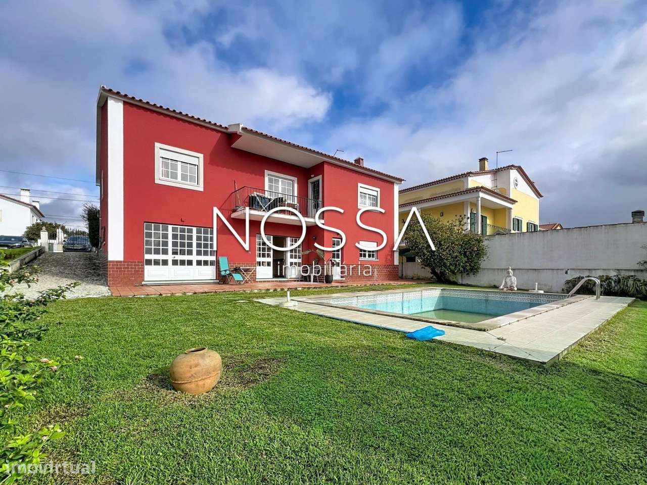 Moradia Bi-familiar | Renovada | Piscina | Caldas Rainha-31