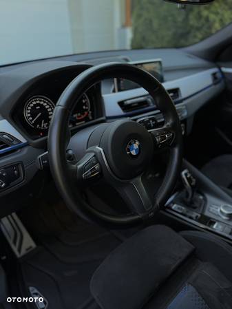 BMW X2 sDrive18d M Sport - 18