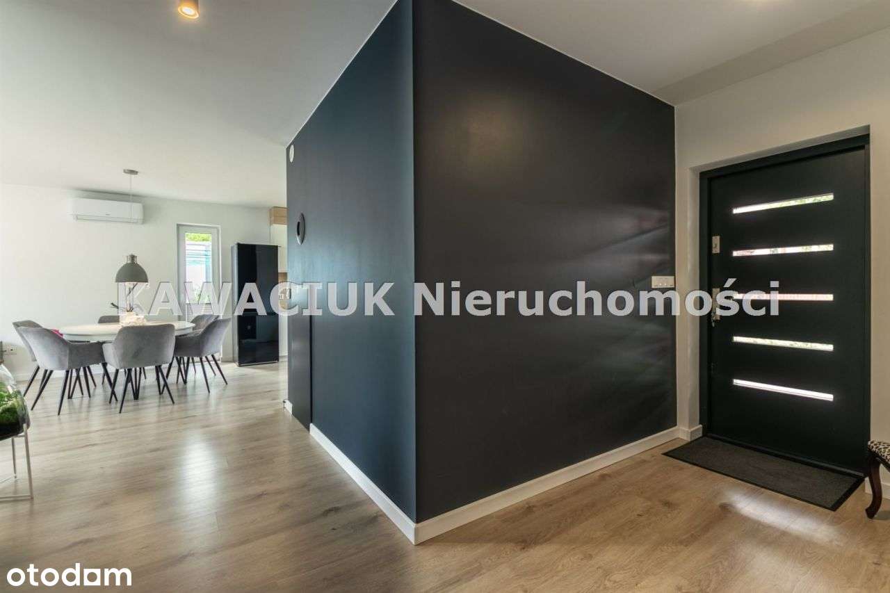 Przepiękny Dom Z Ogródkiem W Dobrej Lokalizacji-11