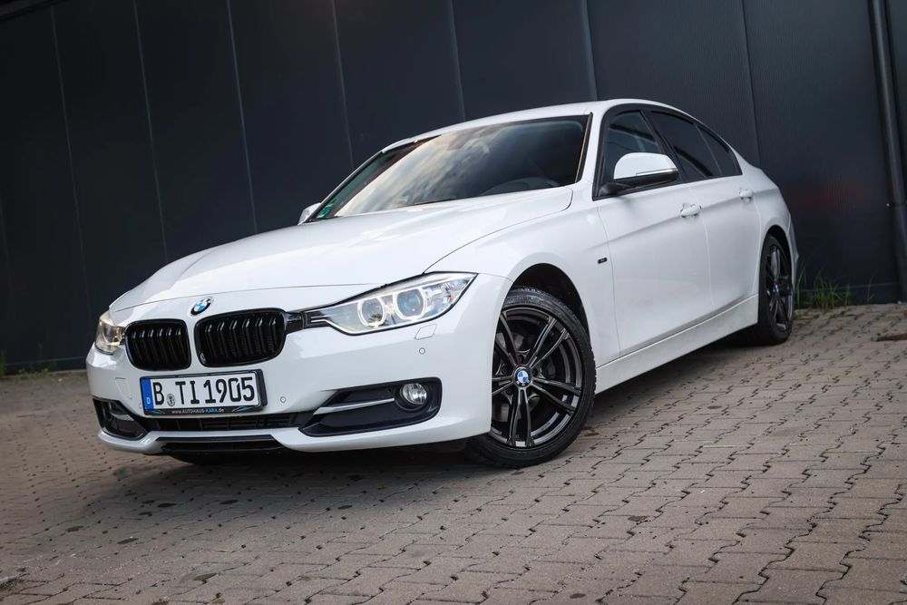 BMW 3 Series F30/F31 (2012-2020) 320d Sport Line 2012