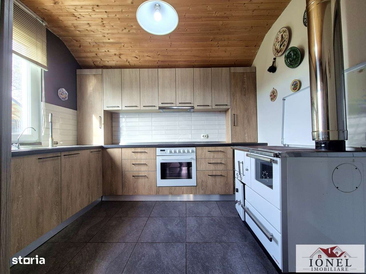 Casa in Muntii Apuseni cu 114.144 mp teren - Imagine principală: 5/20