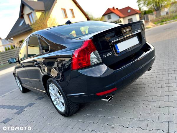 Volvo S40 2.4D5 Summum - 4