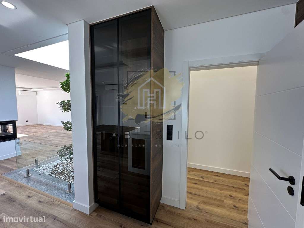 Moradia Isolada T3 Com Piscina - Grande imagem: 5/35