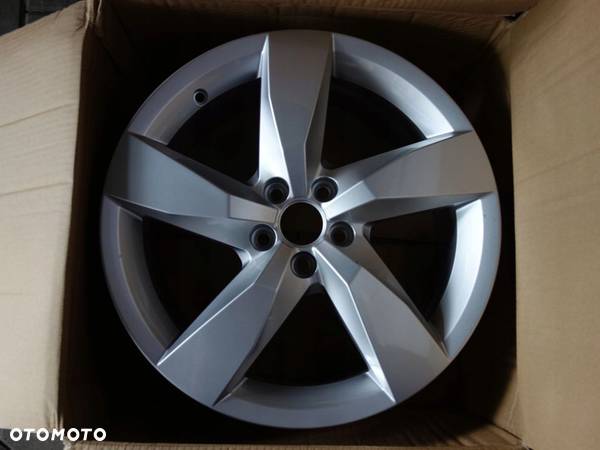 Felga VW T-CROSS 2GM 17'' 2GM601025A 5X100 - 1