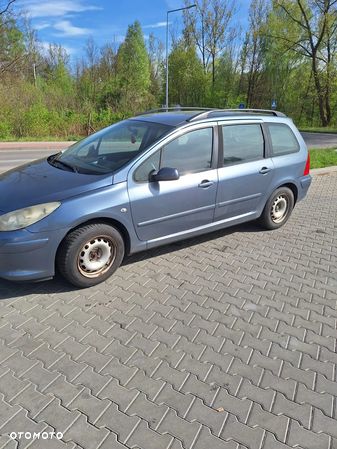 Peugeot 307 - 1