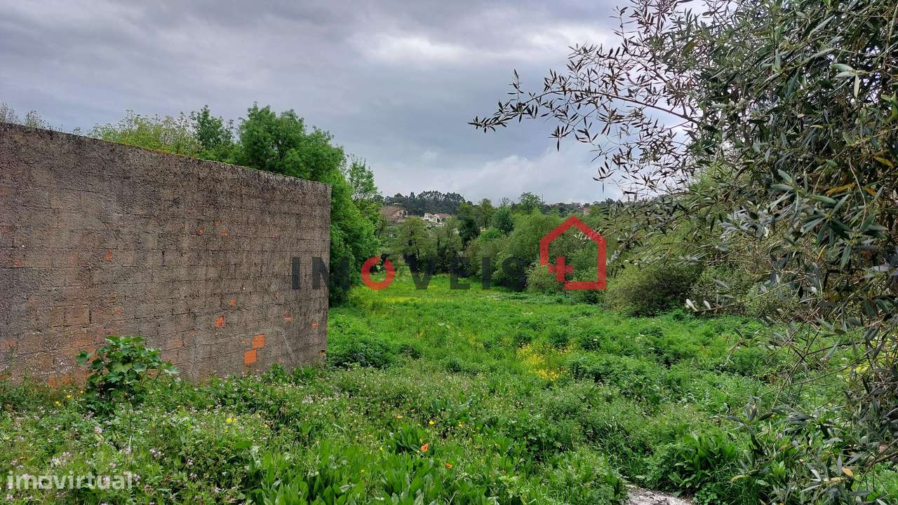 Moradia situada em Ourém zona tranquila! - Grande imagem: 3/21