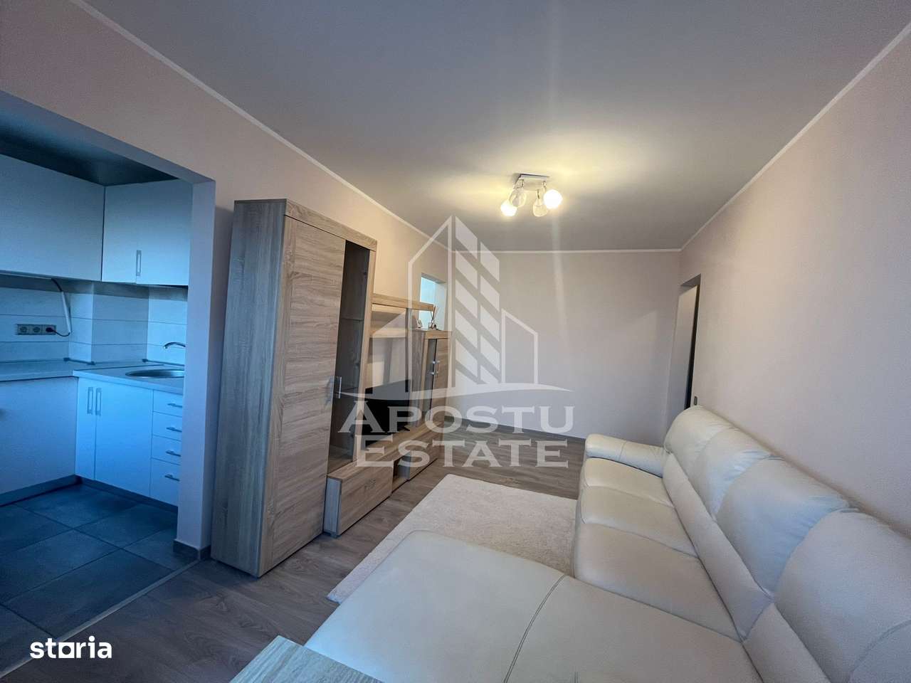 Apartament cu 3 camere, centrala proprie,renovat complet, zona Sagului - Imagine principală: 3/9
