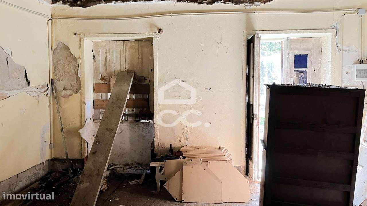 Moradia T5 com jardim, piscina e garagem na Foz Velha – Projeto de rec-14