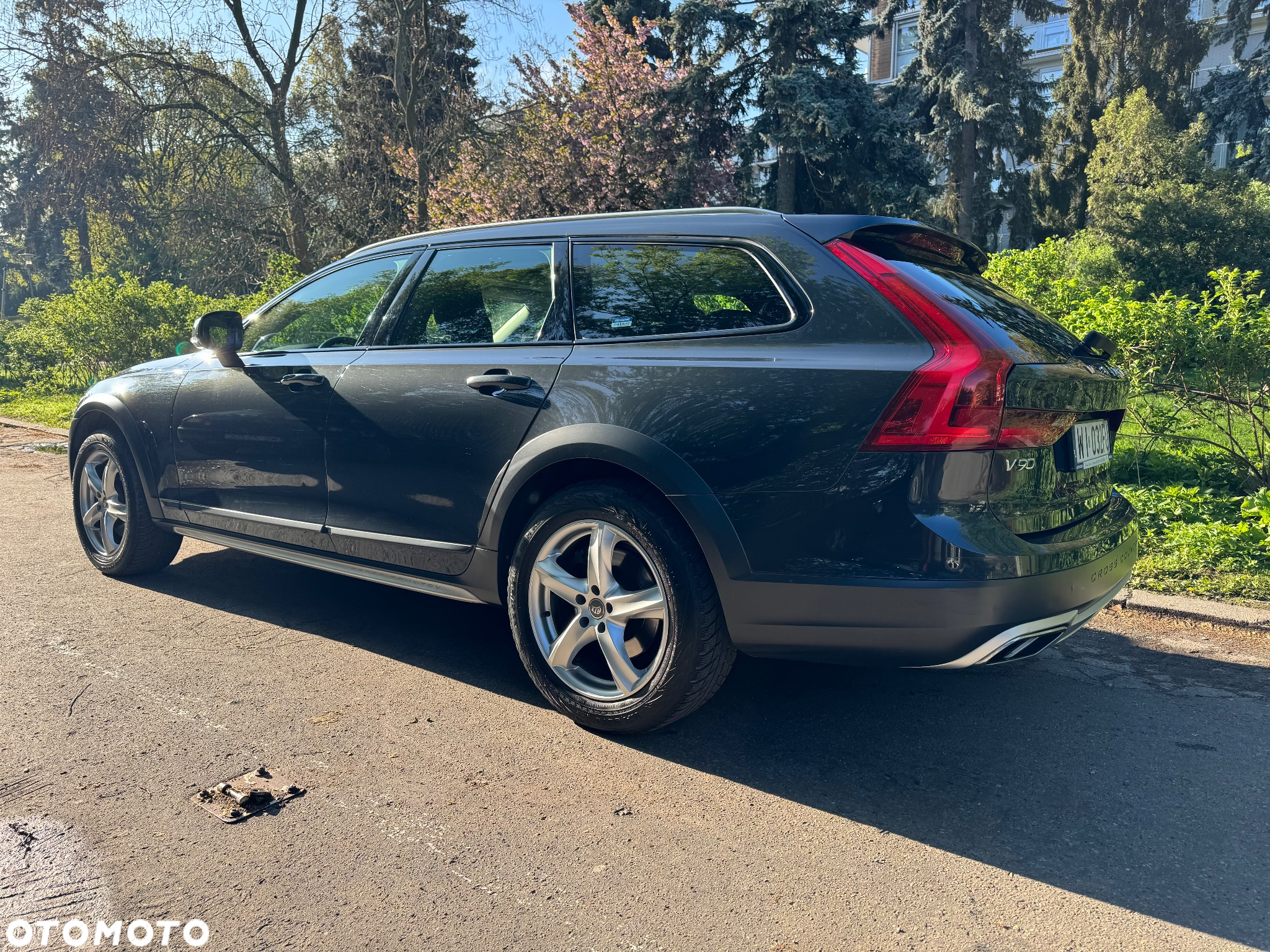 Volvo V90 Cross Country D5 AWD Pro - 6