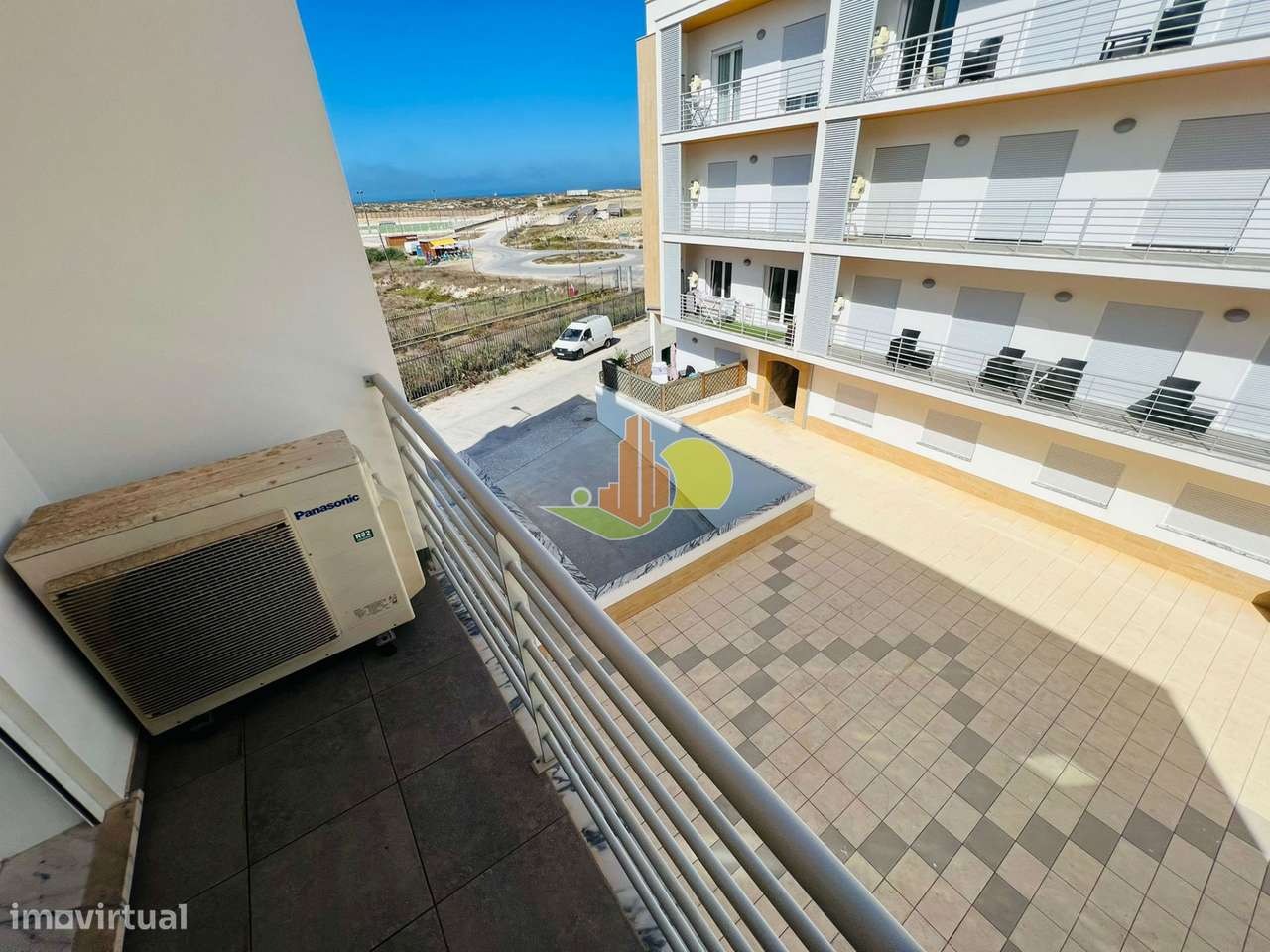 T2 c/ Garagem - Condomínio c/ Piscina-20