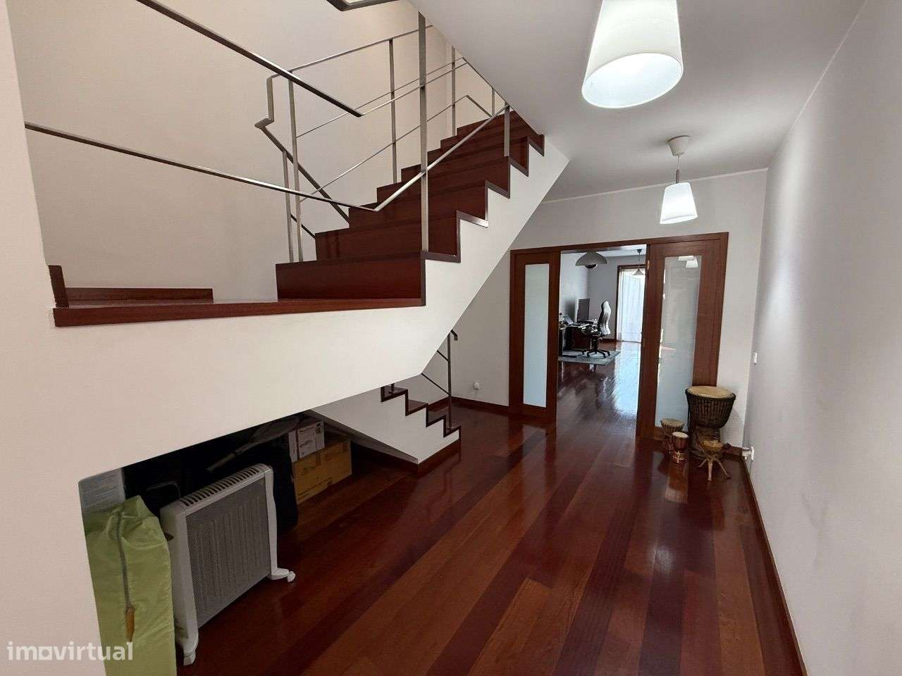 Moradia T5 sala 55m2 - Grande imagem: 4/48