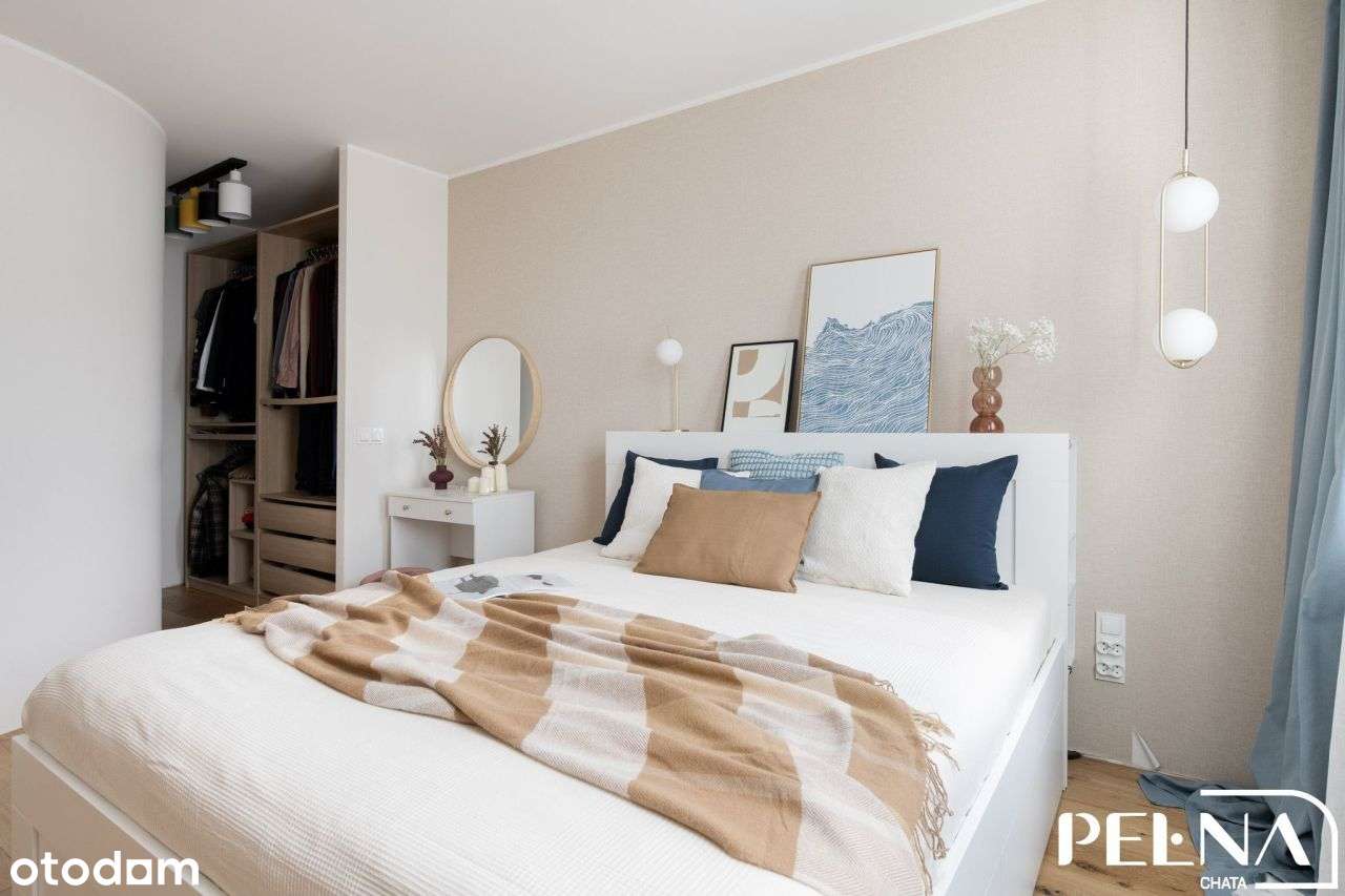 Dom w zabudowie szeregowej wraz z ogrodem i garaże-10