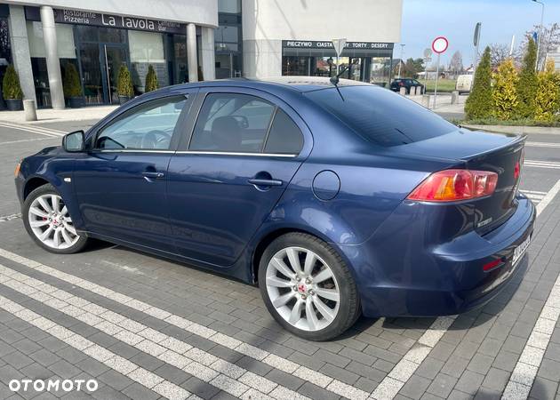 Mitsubishi Lancer 1.8 Invite - 7