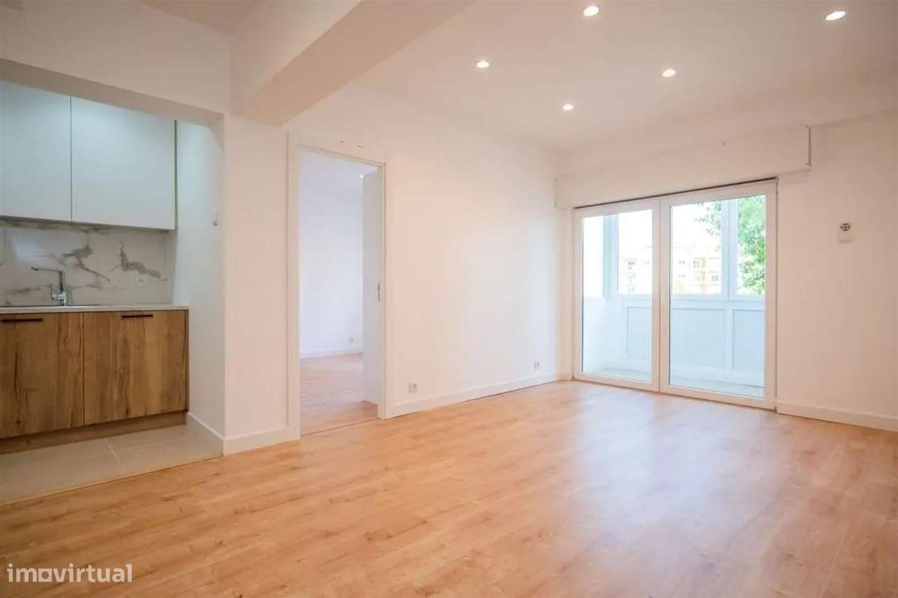 Apartamento T1 Venda em Massamá e Monte Abraão,Sintra-5