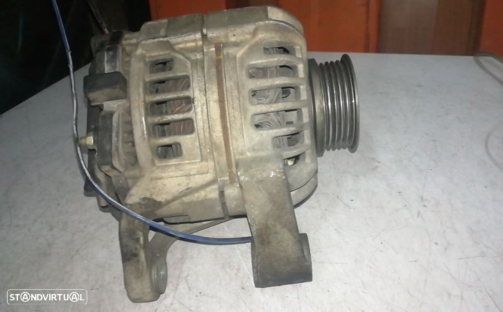 Alternador Opel Corsa C (X01) - 3