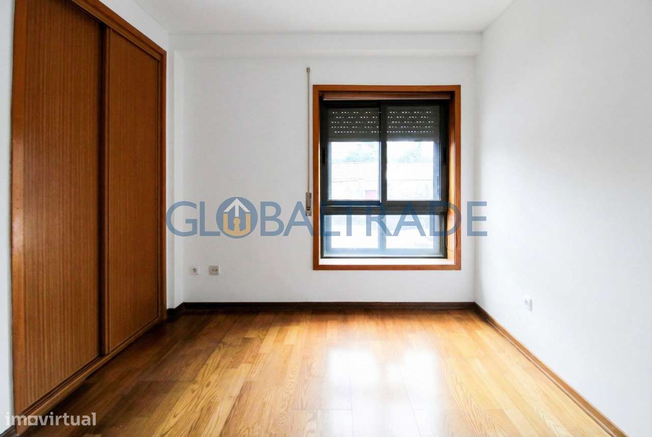 Apartamento T3 Renovado - Condomínio Fechado em Rio Tinto-28