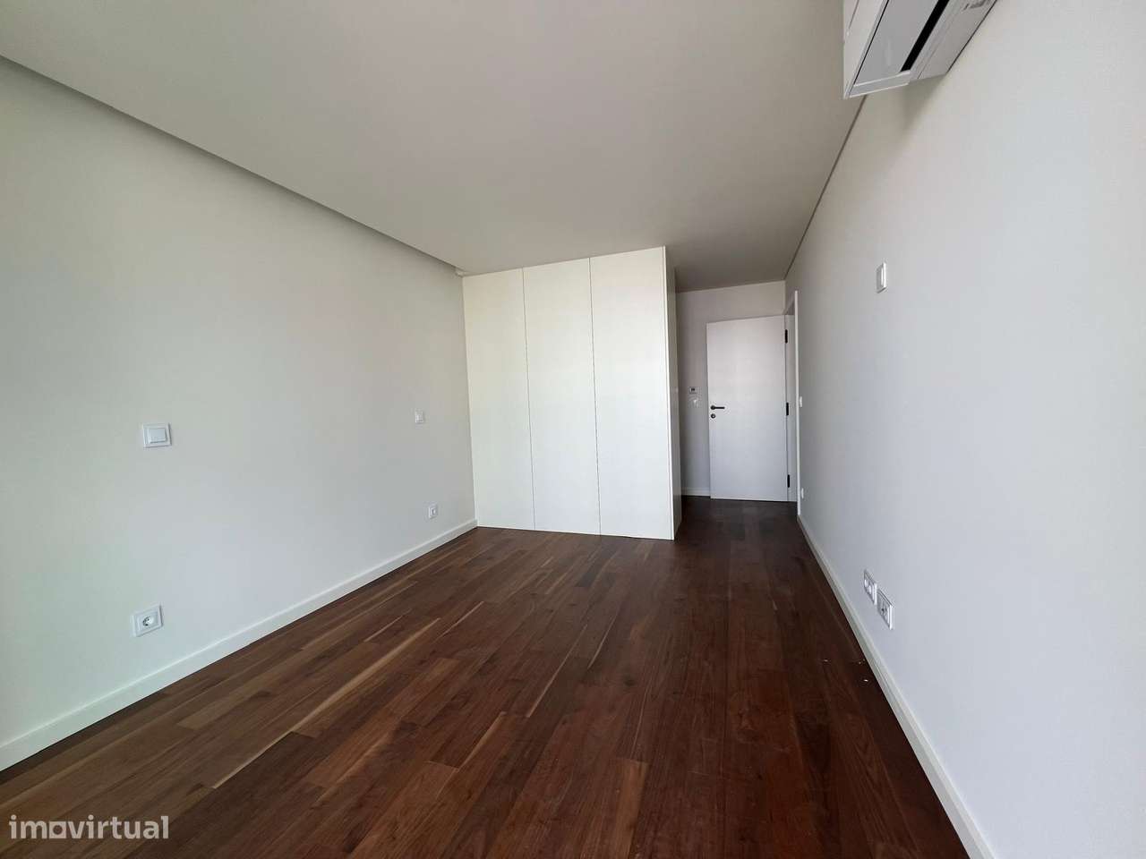 T 3 Novo V. N. Gaia  Av . República  Metro João de Deus Pronto Habitar-43