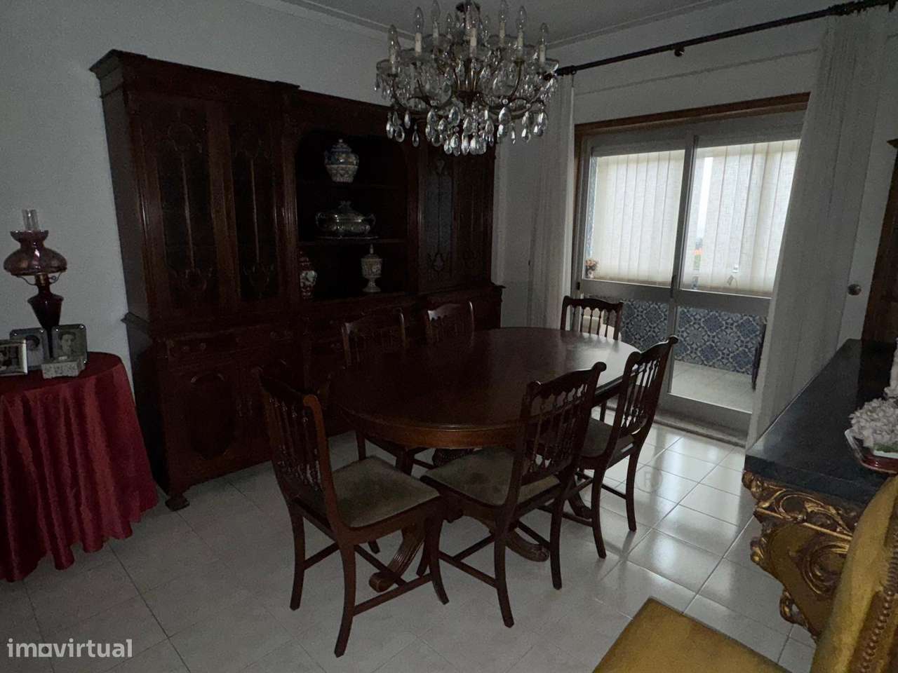 Apartamento T2+1 Avenida da Républica, junto ao metro Stº Ovidio-9